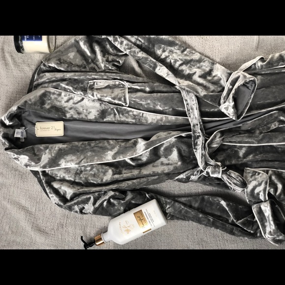 Forever 21 Other - Size Small Grey Lounge Robe